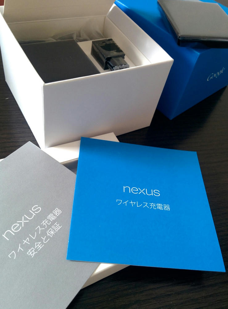 Nexus 専用ワイヤレス充電器を買ってみた