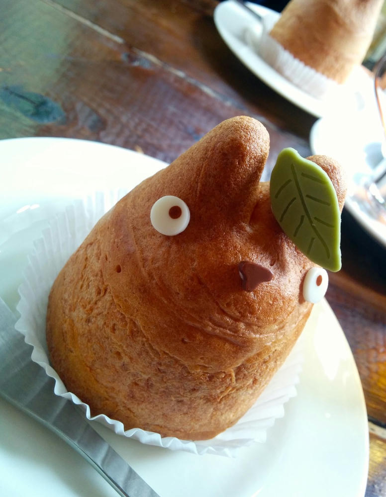 世田谷代田に移転した「ジブリ白髭のシュークリーム工房」に行ってきました。食事もカフェも充実です